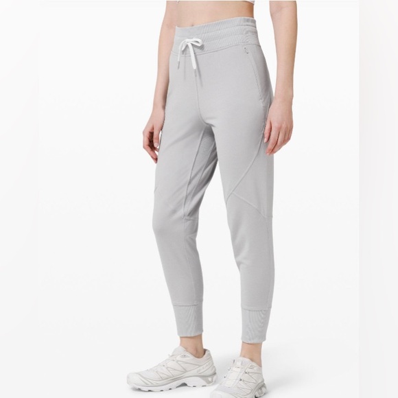 Lululemon studio dance joggers size 12 - Picture 1 of 5